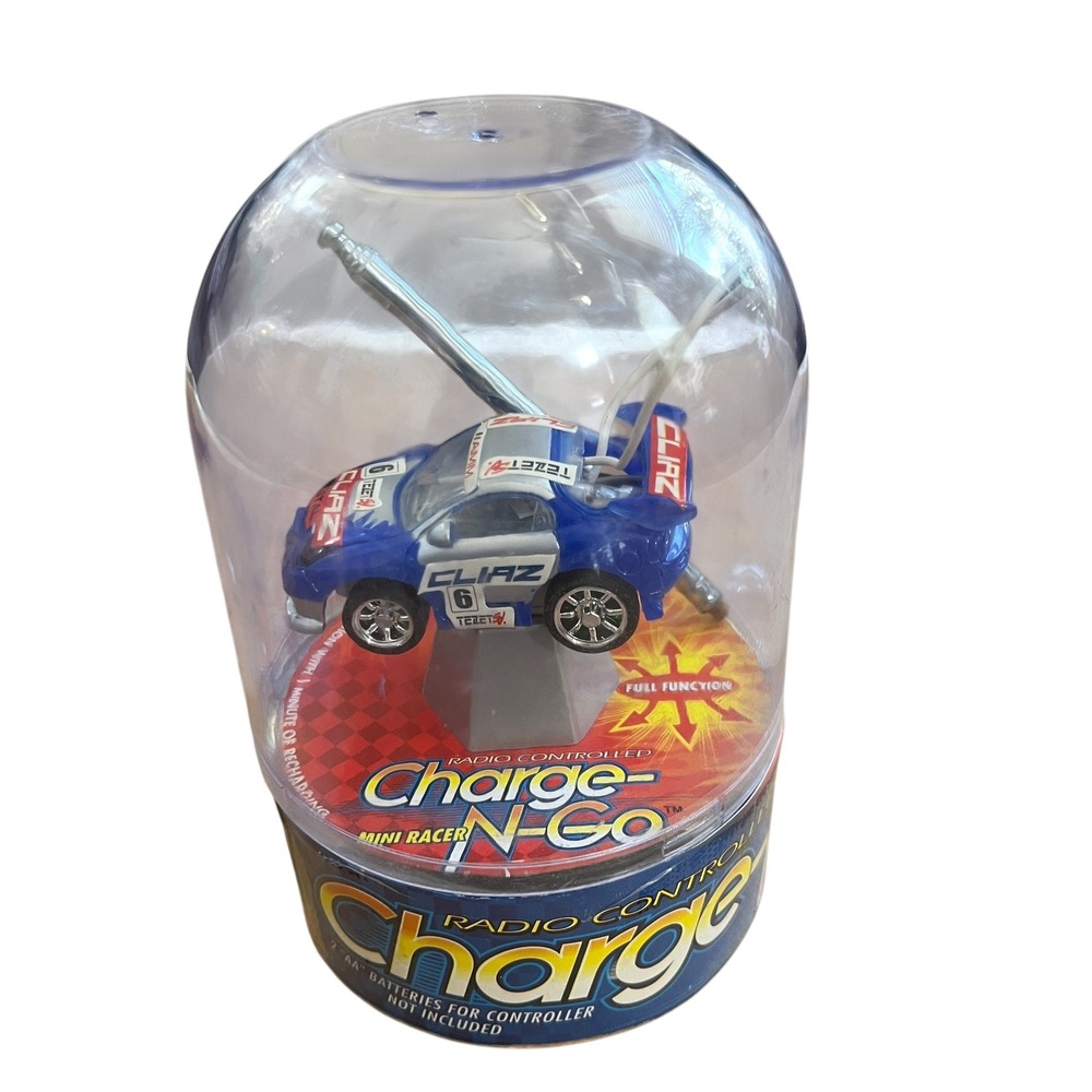 Charge-N-Go Mini Racer Blue Radio Controlled RC Car Full Function Model 9976 NIB